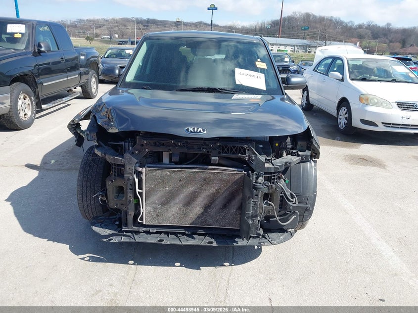 2020 Kia Soul VIN KNDJ23AU1L7097951 IAAI salvage auction — FRONT END, Clear (Missouri), sold $1,950 on 2026-07-07 (photo 6)