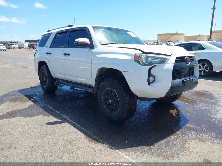 2020 Toyota 4runner VIN JTEZU5JR4L5216006 IAAI salvage auction — LEFT FRONT, Original (Texas), sold $7,550 on 2026-07-14 (photo 1)