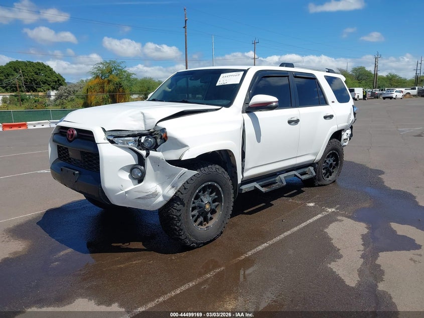 2020 Toyota 4runner VIN JTEZU5JR4L5216006 IAAI salvage auction — LEFT FRONT, Original (Texas), sold $7,550 on 2026-07-14 (photo 2)