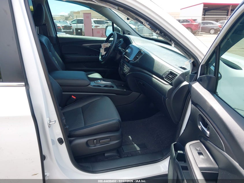 2024 Honda Ridgeline VIN 5FPYK3F5XRB028220 IAAI salvage auction — RIGHT FRONT, Salvage (Hawaii), sold $8,700 on 2026-08-18 (photo 5)