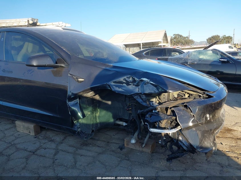 2024 Tesla Model 3 VIN 5YJ3E1ET9RF870285 IAAI salvage auction — RIGHT FRONT, Salvage (California), sold $13,000 on 2026-07-30 (photo 6)