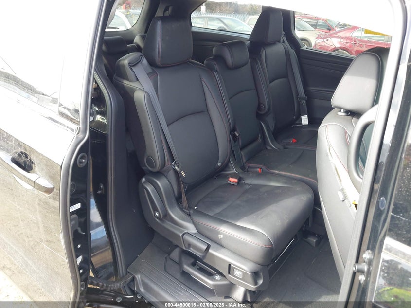 2026 Honda Odyssey VIN 5FNRL6H78TB008744 IAAI salvage auction — RIGHT FRONT, Salvage (Illinois), sold $13,700 on 2026-07-10 (photo 8)