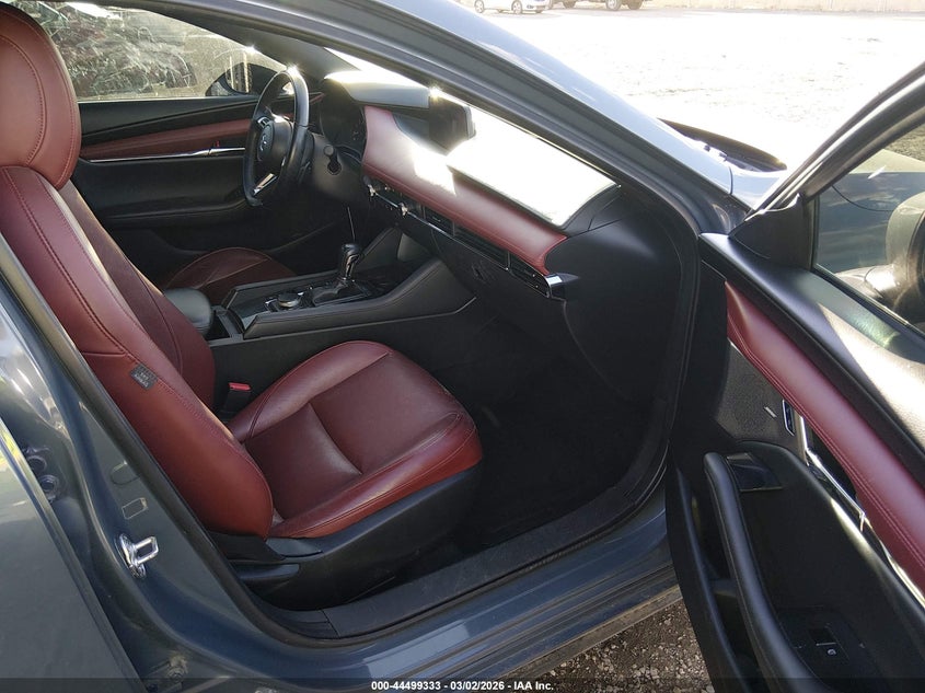 2019 Mazda 3 VIN JM1BPBNM4K1135779 IAAI salvage auction — FRONT END, Salvage Title, sold $4,400 on 2026-07-31 (photo 5)
