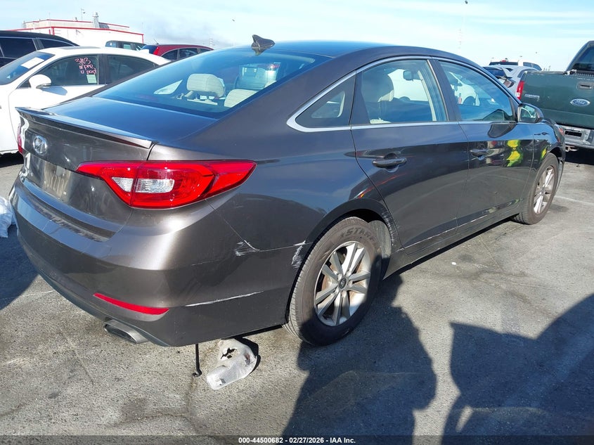 2017 Hyundai Sonata VIN 5NPE24AF9HH523333 IAAI salvage auction — Theft, Salvage (California), sold $3,050 on 2026-04-02 (photo 4)