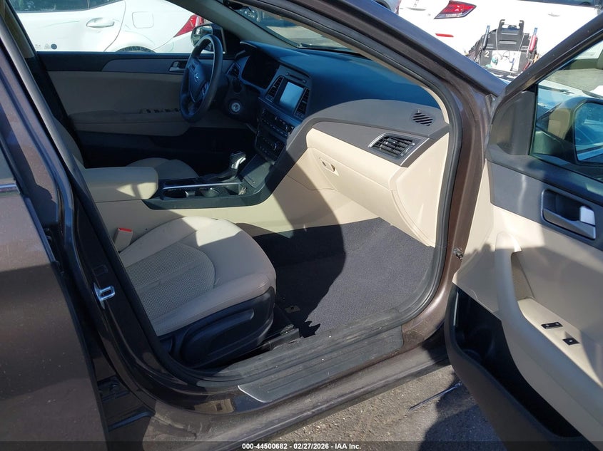 2017 Hyundai Sonata VIN 5NPE24AF9HH523333 IAAI salvage auction — Theft, Salvage (California), sold $3,050 on 2026-04-02 (photo 5)