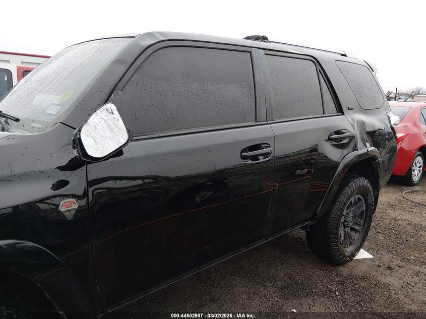 2017 Toyota 4runner VIN JTEBU5JR1H5422912 IAAI salvage auction — ROLLOVER, Clear (Oklahoma), sold $7,700 on 2026-07-07 (photo 6)
