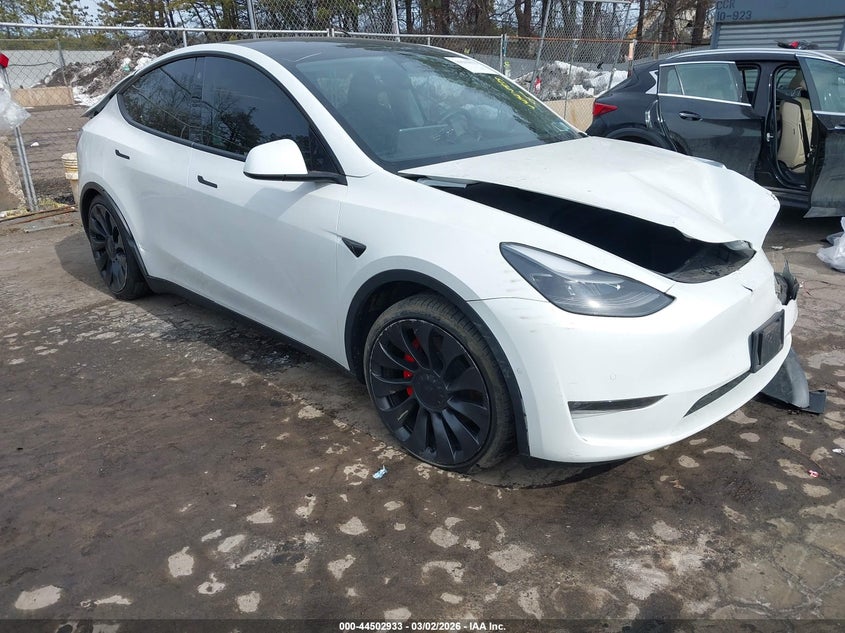 2022 Tesla Model y VIN 7SAYGDEF0NF567680 IAAI salvage auction — REAR END, Other, sold $7,875 on 2026-07-07 (photo 1)