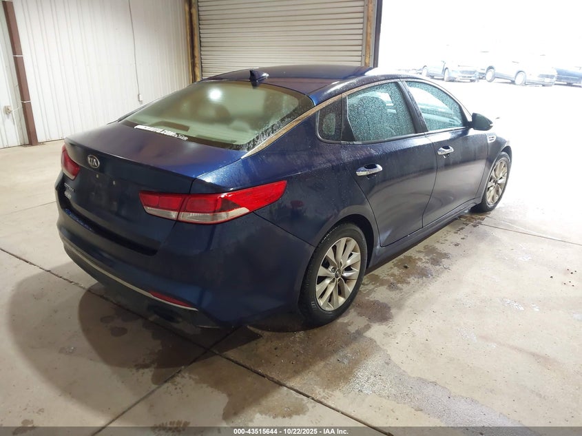 2017 Kia Optima VIN 5XXGT4L33HG123241 IAAI salvage auction — FRONT END, Salvage (Indiana), sold $1,100 on 2026-07-28 (photo 4)