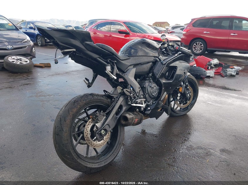 2025 Yamaha Yzfr7 VIN JYARM38E3SA020457 IAAI salvage auction — FRONT END, Other, sold $2,700 on 2026-07-07 (photo 4)