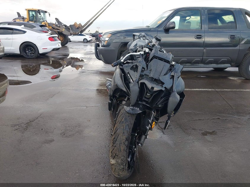 2025 Yamaha Yzfr7 VIN JYARM38E3SA020457 IAAI salvage auction — FRONT END, Other, sold $2,700 on 2026-07-07 (photo 5)