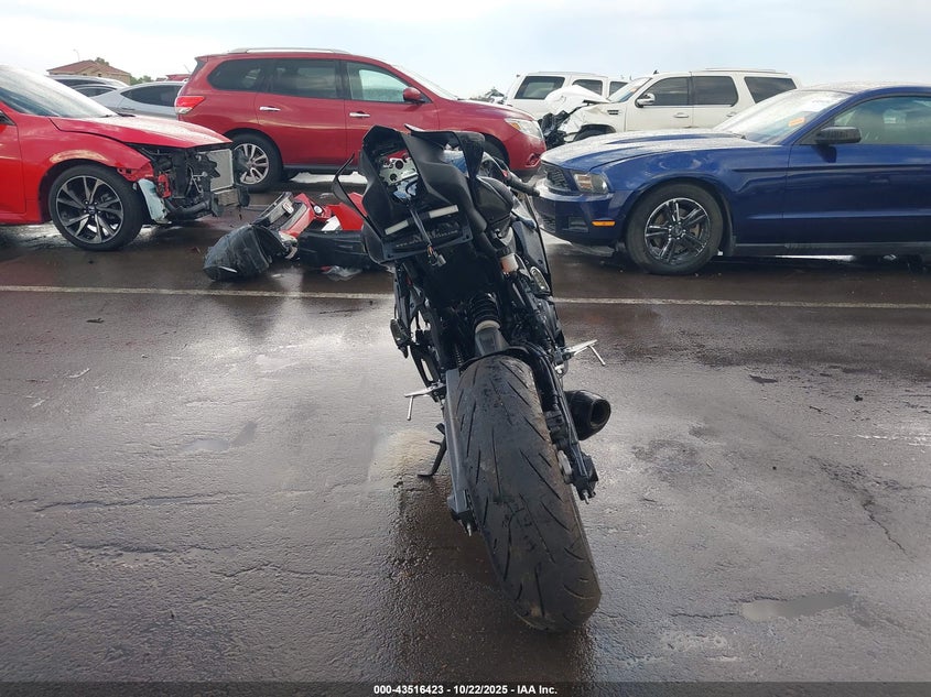 2025 Yamaha Yzfr7 VIN JYARM38E3SA020457 IAAI salvage auction — FRONT END, Other, sold $2,700 on 2026-07-07 (photo 6)