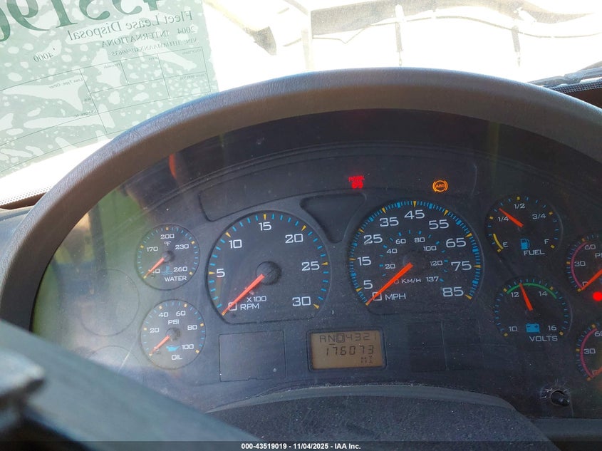 2004 International VIN 1HTMMAANX4H669635 IAAI salvage auction — NORMAL WEAR, Clear (Illinois), sold $1,200 on 2026-07-28 (photo 5)