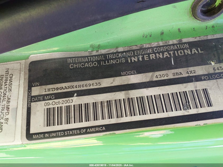 2004 International VIN 1HTMMAANX4H669635 IAAI salvage auction — NORMAL WEAR, Clear (Illinois), sold $1,200 on 2026-07-28 (photo 8)