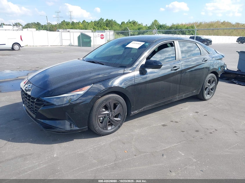 2021 Hyundai Elantra VIN 5NPLM4AG8MH018582 IAAI salvage auction — REAR END, Other, sold $2,950 on 2026-07-29 (photo 2)
