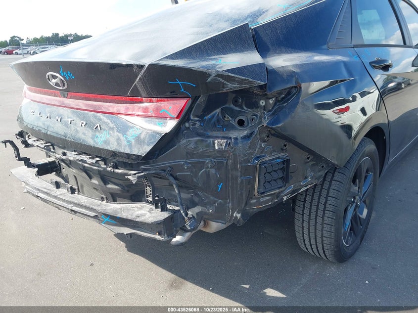 2021 Hyundai Elantra VIN 5NPLM4AG8MH018582 IAAI salvage auction — REAR END, Other, sold $2,950 on 2026-07-29 (photo 6)