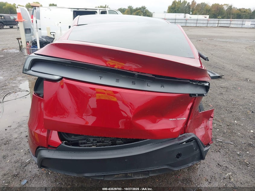 2026 Tesla Model y VIN 7SAYGDEE2TA399655 IAAI salvage auction — REAR END, Salvage (Arkansas), sold $75 on 2026-07-29 (photo 6)