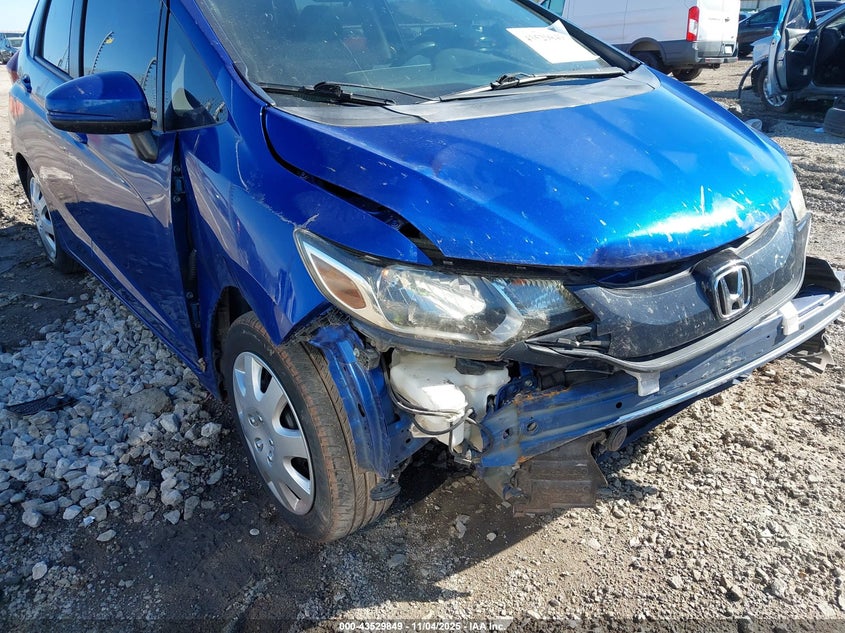 2017 Honda Fit VIN JHMGK5H53HS003933 IAAI salvage auction — FRONT END, Clear (Oklahoma), sold $2,250 on 2026-07-28 (photo 6)
