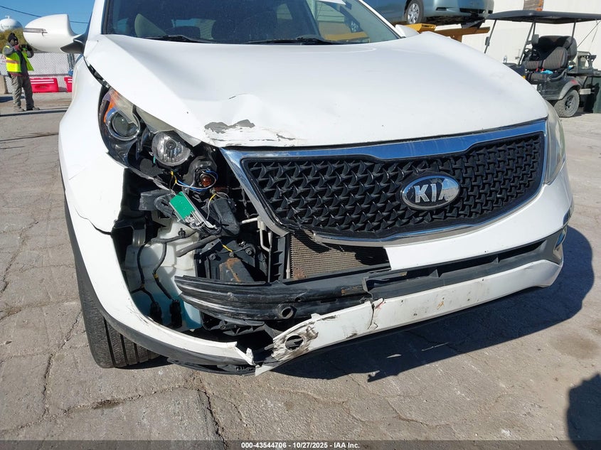 2014 Kia Sportage VIN KNDPC3ACXE7559456 IAAI salvage auction — RIGHT FRONT, Salvage (Illinois), sold $1,100 on 2026-07-07 (photo 6)