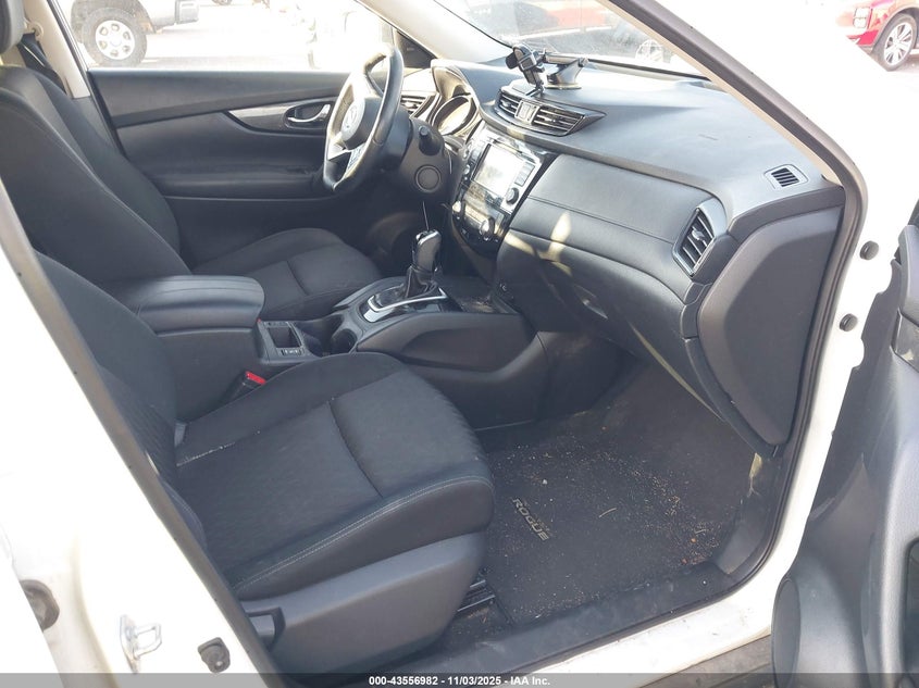 2019 Nissan Rogue VIN KNMAT2MT6KP514215 IAAI salvage auction — HAIL, Clear (Colorado), sold $25 on 2026-07-28 (photo 5)