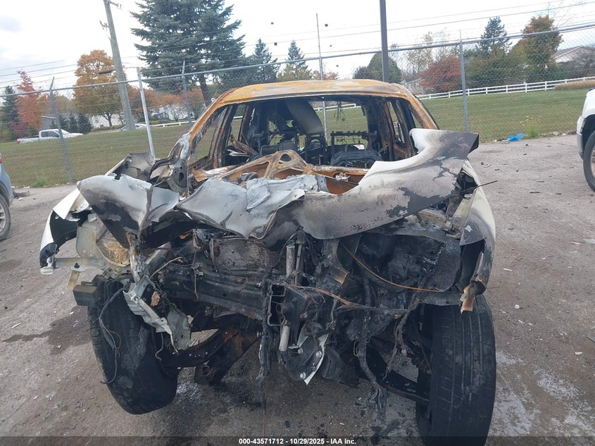 2016 Nissan Rogue sport VIN KNMAT2MT4GP649085 IAAI salvage auction — TOTAL BURN, Other, sold $25 on 2026-07-23 (photo 6)