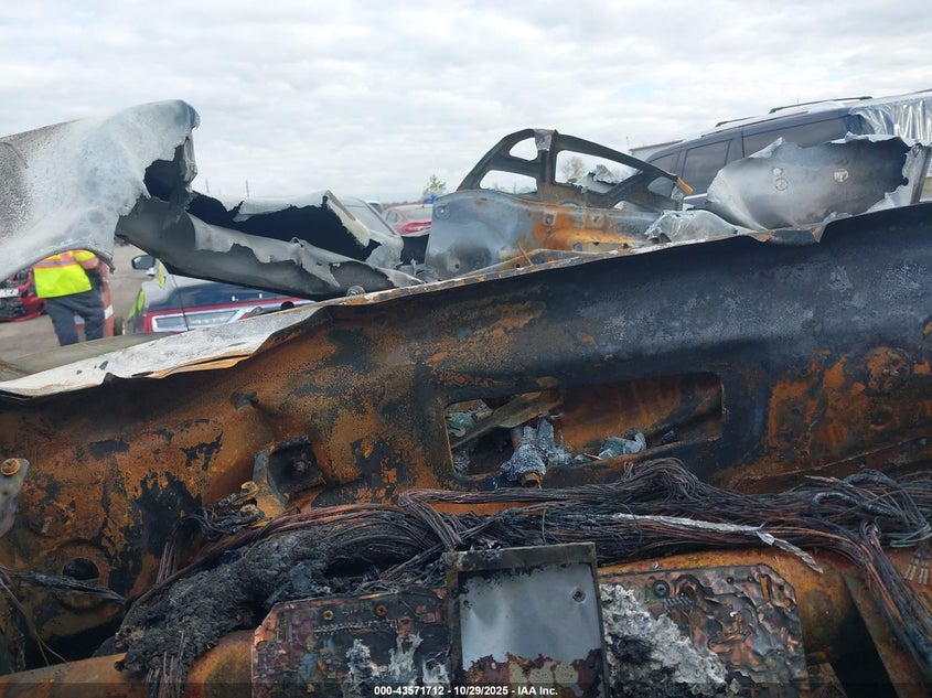 2016 Nissan Rogue sport VIN KNMAT2MT4GP649085 IAAI salvage auction — TOTAL BURN, Other, sold $25 on 2026-07-23 (photo 7)