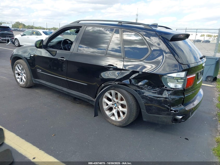 2013 BMW X5 VIN 5UXZV4C53D0B00737 IAAI salvage auction — LEFT & RIGHT, Rebuildable (Florida), sold $1,300 on 2026-07-30 (photo 3)
