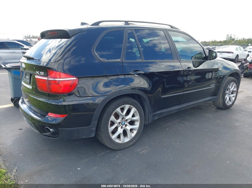 2013 BMW X5 VIN 5UXZV4C53D0B00737 IAAI salvage auction — LEFT & RIGHT, Rebuildable (Florida), sold $1,300 on 2026-07-30 (photo 4)