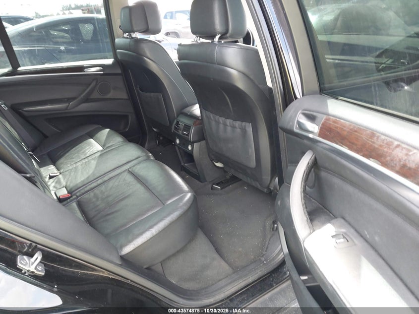 2013 BMW X5 VIN 5UXZV4C53D0B00737 IAAI salvage auction — LEFT & RIGHT, Rebuildable (Florida), sold $1,300 on 2026-07-30 (photo 8)