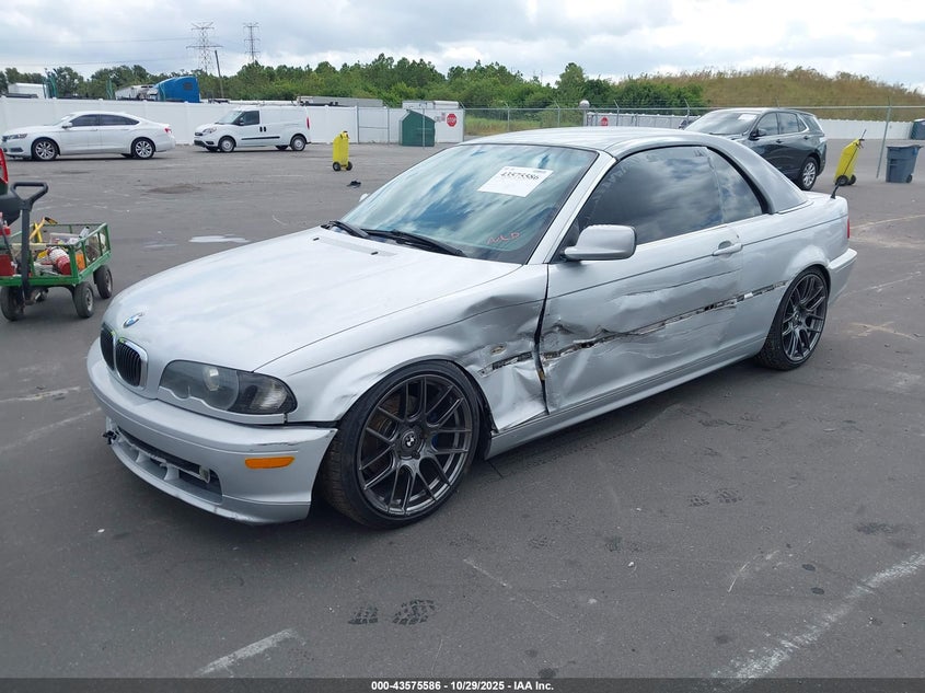 2001 BMW 3er VIN WBABS33481JY40880 IAAI salvage auction — LEFT SIDE, Rebuildable (Florida), sold $1,325 on 2026-08-03 (photo 2)