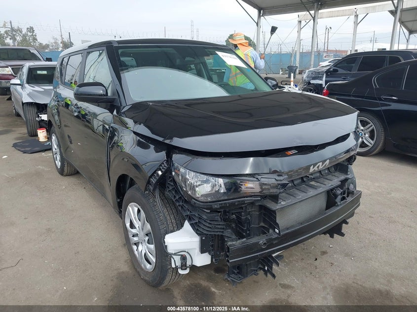 2025 Kia Soul VIN KNDJ23AU6S7947958 IAAI salvage auction — LEFT SIDE, Other, sold $3,200 on 2026-07-29 (photo 1)
