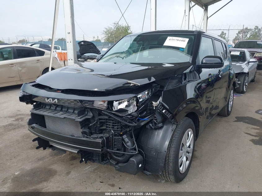 2025 Kia Soul VIN KNDJ23AU6S7947958 IAAI salvage auction — LEFT SIDE, Other, sold $3,200 on 2026-07-29 (photo 2)