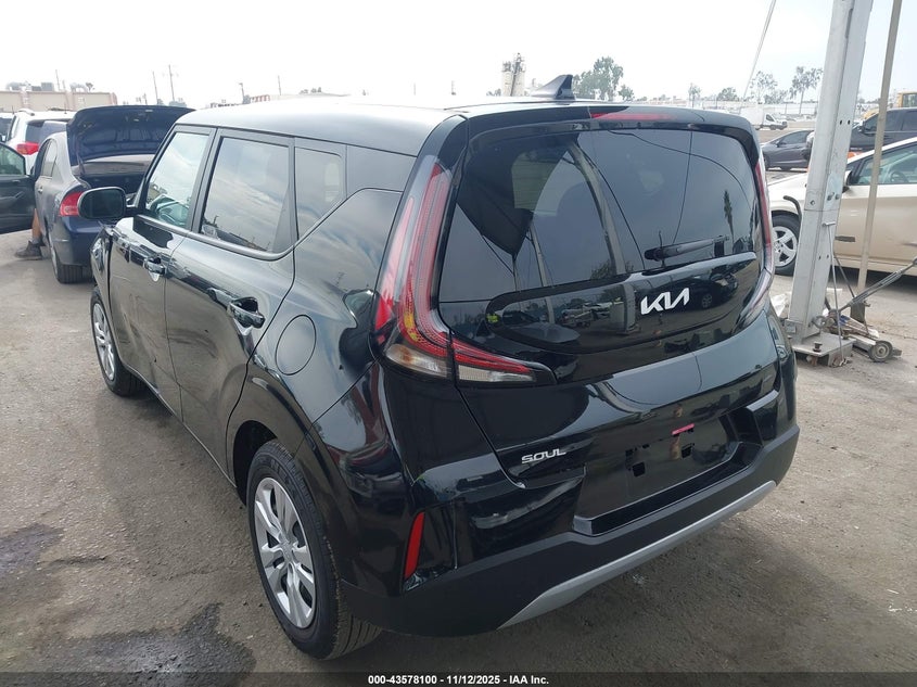 2025 Kia Soul VIN KNDJ23AU6S7947958 IAAI salvage auction — LEFT SIDE, Other, sold $3,200 on 2026-07-29 (photo 3)