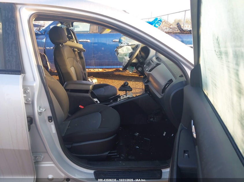 2016 Kia Sportage VIN KNDPB3AC0G7855656 IAAI salvage auction — LEFT SIDE, Other, sold $900 on 2026-07-09 (photo 5)