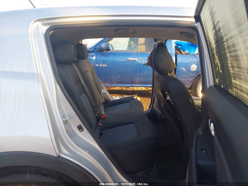 2016 Kia Sportage VIN KNDPB3AC0G7855656 IAAI salvage auction — LEFT SIDE, Other, sold $900 on 2026-07-09 (photo 8)