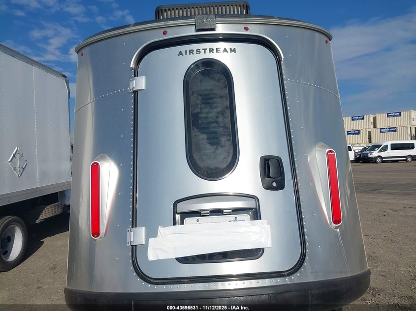 2019 VIN 1SMG4DC18KJ204442 IAAI salvage auction — FRONT END, Other, sold $10,750 on 2026-09-30 (photo 8)