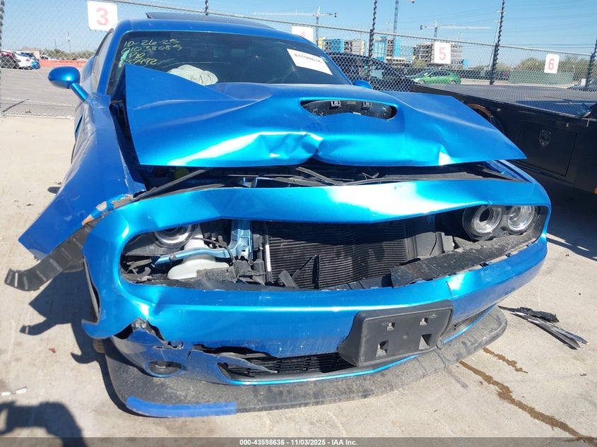 2023 Dodge Challenger VIN 2C3CDZBT7PH637992 IAAI salvage auction — FRONT END, Other, sold $9,700 on 2026-10-09 (photo 6)