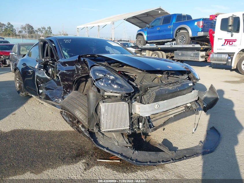 2022 Porsche Panamera VIN WP0AG2A70NL135363 IAAI salvage auction — Side, Salvage (California), sold $16,800 on 2026-02-02 (photo 6)