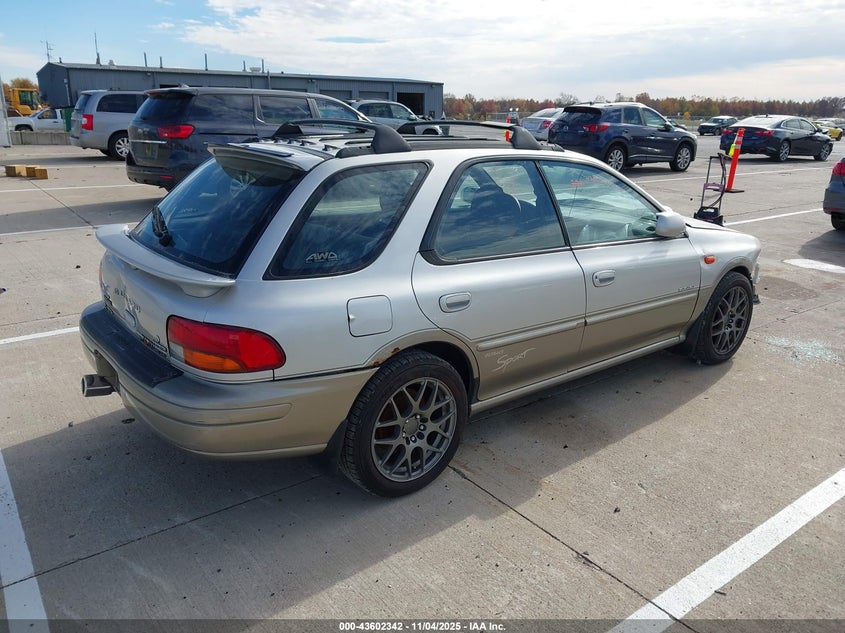 2000 Subaru Outback VIN JF1GF4851YH805934 IAAI salvage auction — FRONT END, Salvage (Indiana), sold $25 on 2026-07-10 (photo 4)