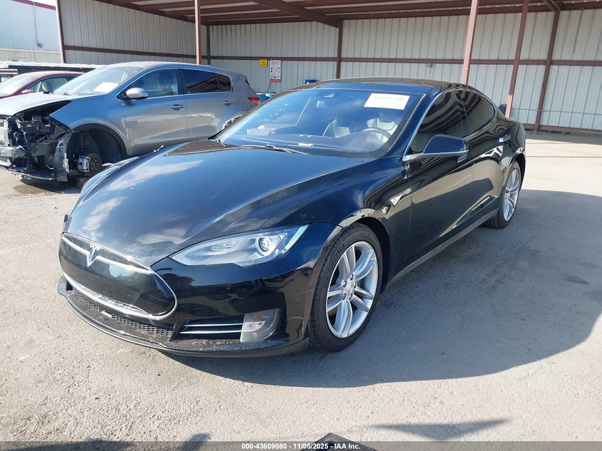 2015 Tesla Model s VIN 5YJSA1E19FF116630 IAAI salvage auction — RIGHT FRONT, Other, sold $1,000 on 2026-07-23 (photo 2)
