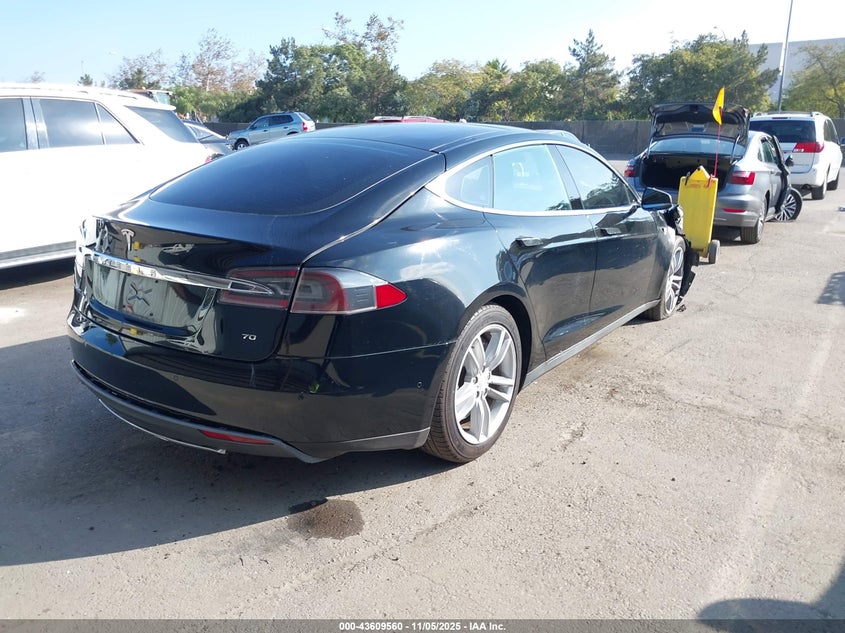 2015 Tesla Model s VIN 5YJSA1E19FF116630 IAAI salvage auction — RIGHT FRONT, Other, sold $1,000 on 2026-07-23 (photo 4)