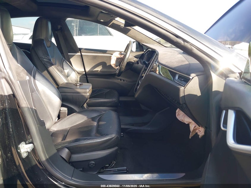 2015 Tesla Model s VIN 5YJSA1E19FF116630 IAAI salvage auction — RIGHT FRONT, Other, sold $1,000 on 2026-07-23 (photo 5)