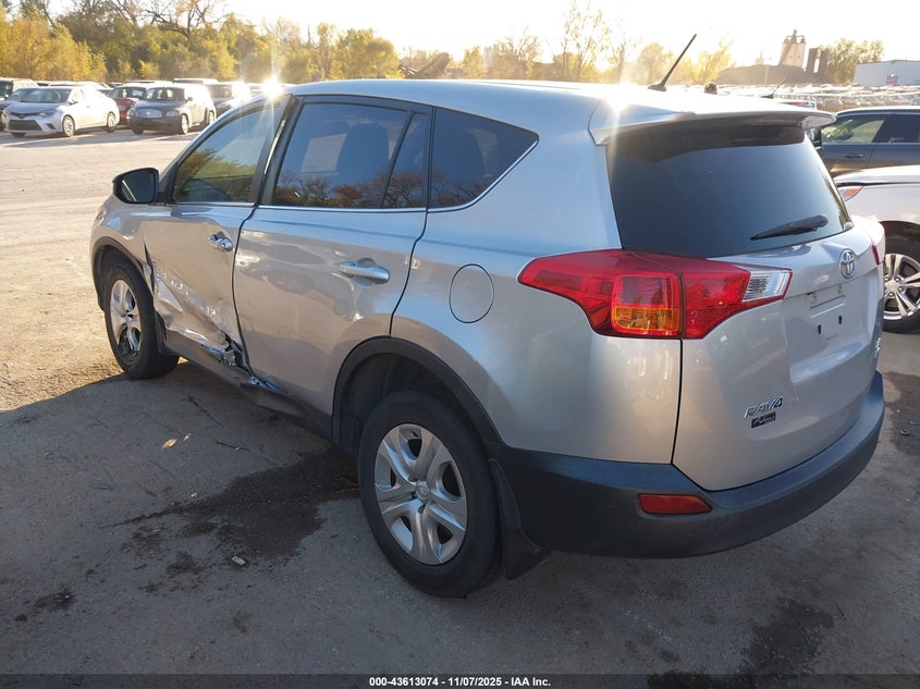 2015 Toyota Rav4 VIN JTMBFREVXFD159139 IAAI salvage auction — LEFT SIDE, Salvage (Missouri), sold $3,250 on 2026-07-29 (photo 3)