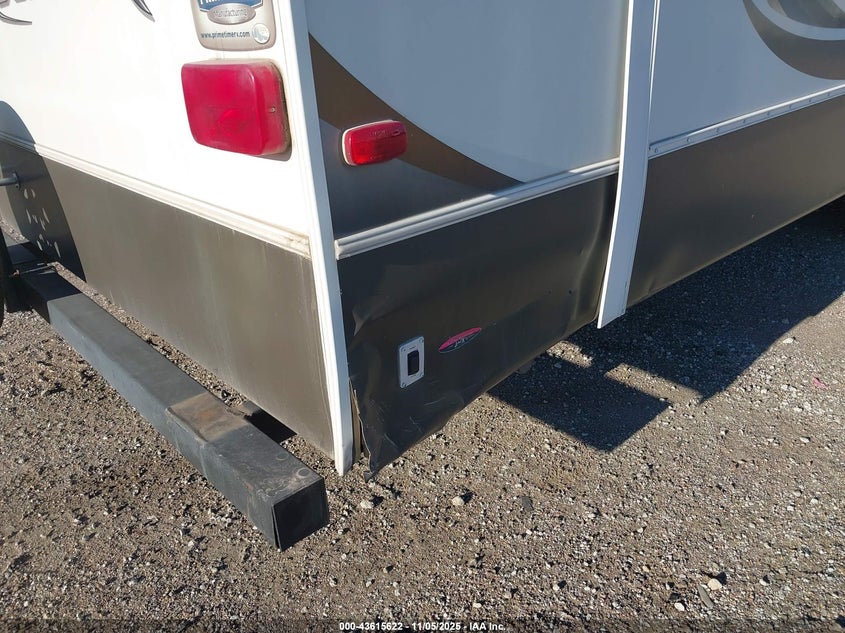 2013 VIN 5ZT3CSYB8DD112421 IAAI salvage auction — HAIL, Salvage (Colorado), sold $3,550 on 2026-07-30 (photo 6)