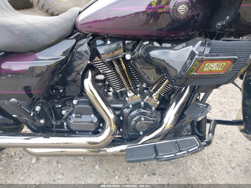 2025 Harley-davidson FLTRXSE VIN 1HD1TC613SB960030 IAAI salvage auction — ALL OVER, Salvage (New Hampshire), sold $10,900 on 2026-07-28 (photo 8)