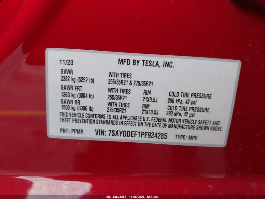 2023 Tesla Model y VIN 7SAYGDEF1PF924285 IAAI salvage auction — RIGHT SIDE, Other, sold $7,900 on 2026-07-23 (photo 9)