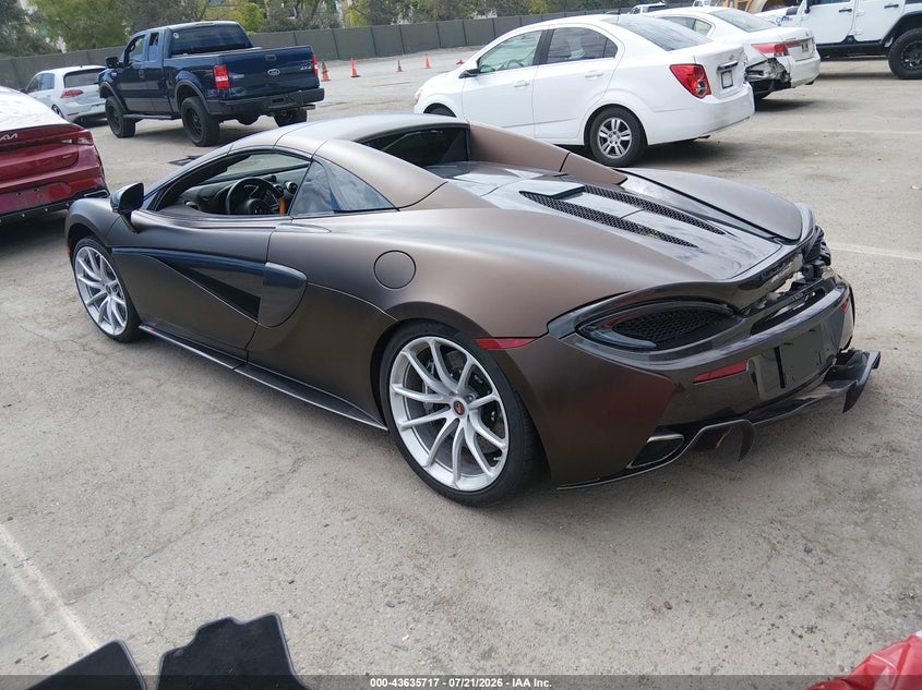 2018 Mclaren 570s VIN SBM13FAA5JW004086 IAAI salvage auction — RIGHT SIDE, Salvage (California), sold $30,250 on 2026-07-27 (photo 3)
