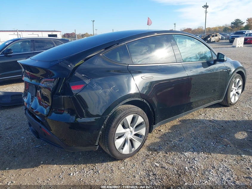 2021 Tesla Model y VIN 5YJYGDEE6MF258413 IAAI salvage auction — REAR END, Other, sold $11,200 on 2026-07-14 (photo 4)