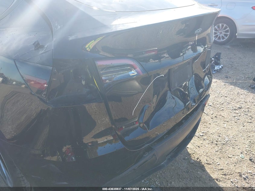 2021 Tesla Model y VIN 5YJYGDEE6MF258413 IAAI salvage auction — REAR END, Other, sold $11,200 on 2026-07-14 (photo 6)
