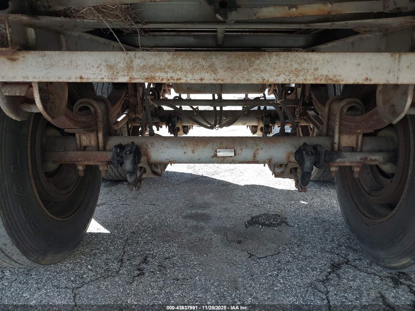 1988 Great Dane Trailers Great Dane Trailers VIN 1GRAA9621JS090625 IAAI salvage auction — SIDE, Clear (Indiana), sold $400 on 2026-08-28 (photo 7)