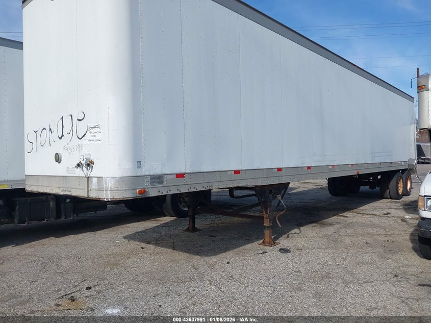 1988 Great Dane Trailers Great Dane Trailers VIN 1GRAA9621JS090625 IAAI salvage auction — SIDE, Clear (Indiana), sold $400 on 2026-08-28 (photo 2)